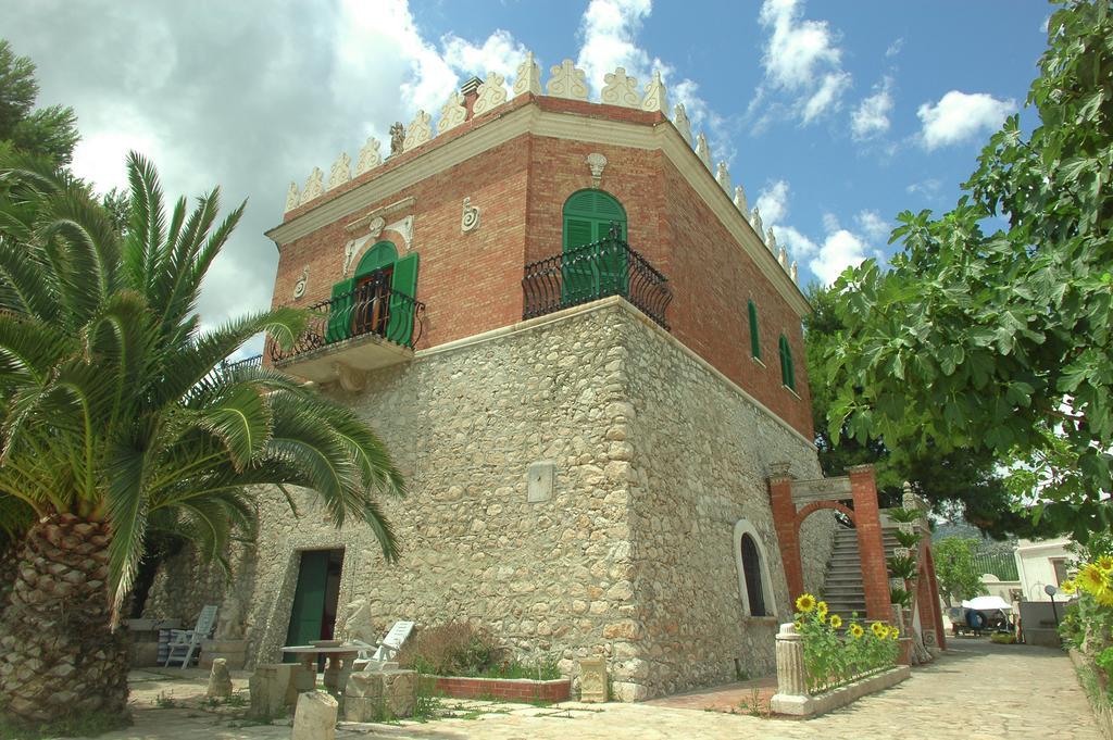 B & B Torre Saracena Mattinata Eksteriør bilde